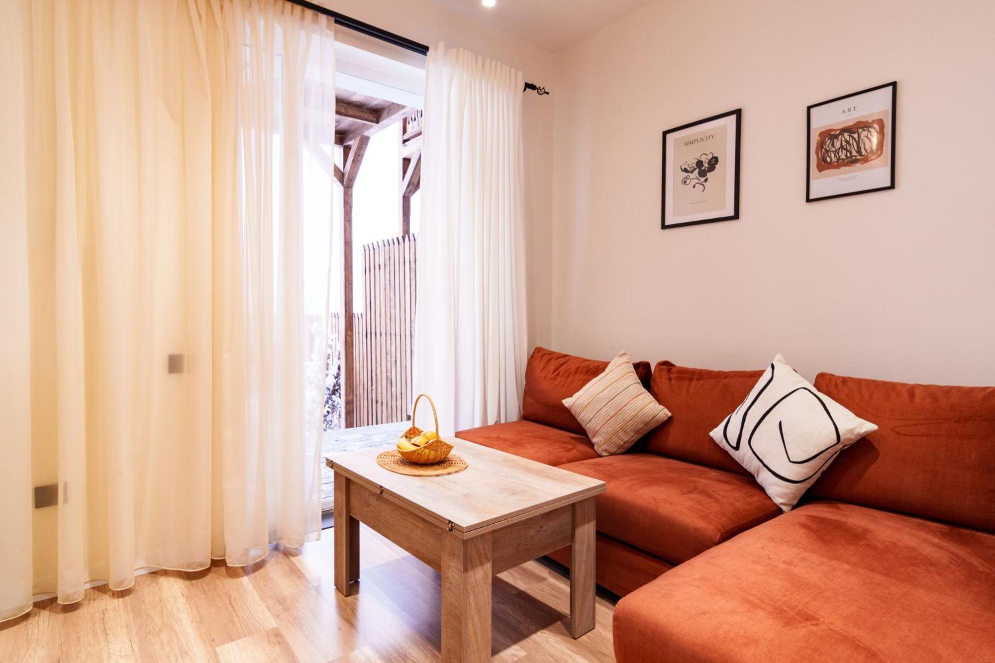 Motives Inn ديليجان المظهر الخارجي الصورة